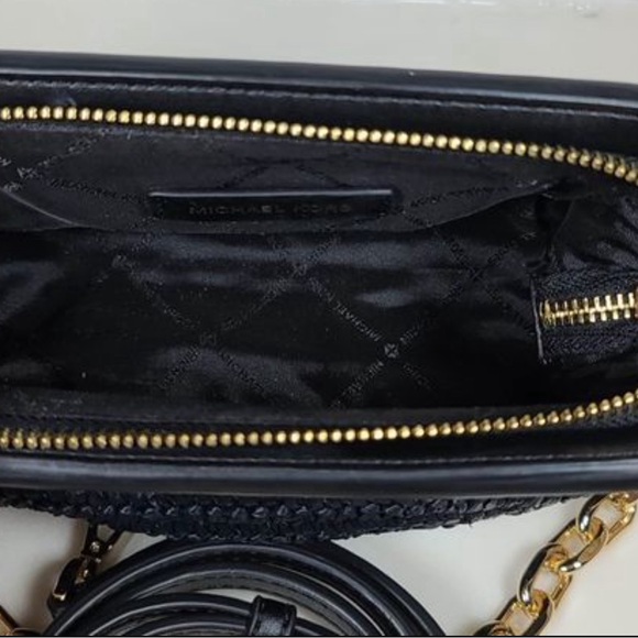 Michael Kors Livia small cloud clutch - Picture 2 of 4